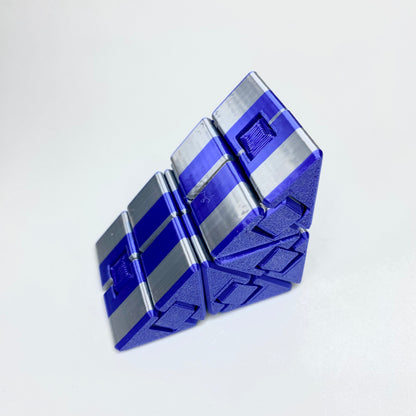 Origami Infinito – Cubo Sensorial Articulado em Impressão 3D
