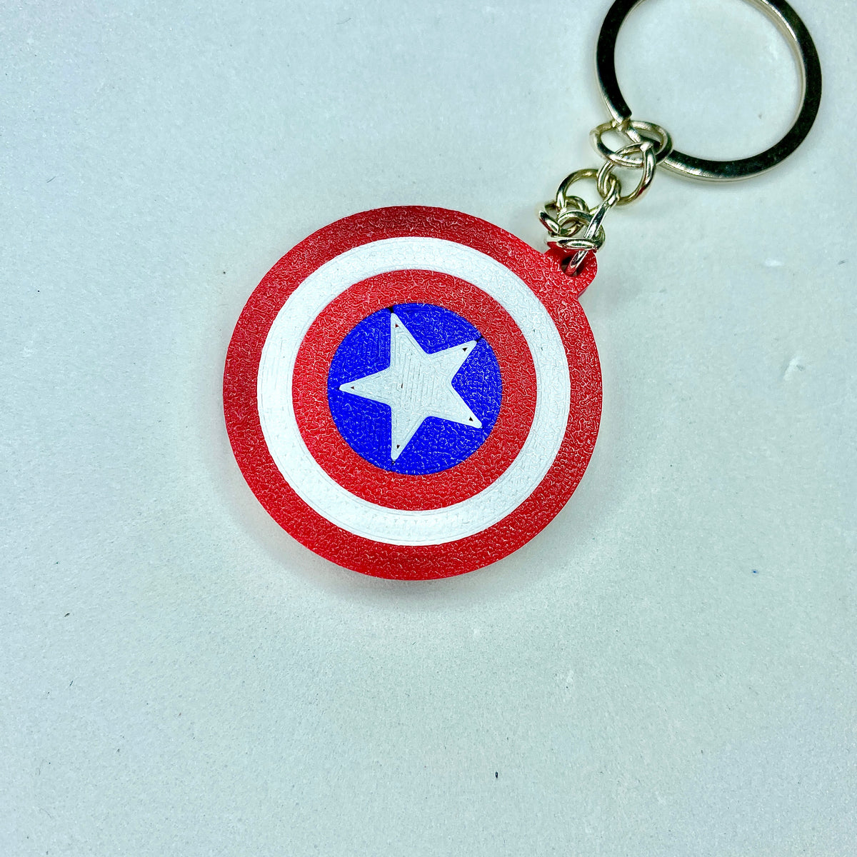 Chaveiro Escudo Capitão América 3D – Personalizado e Criativo