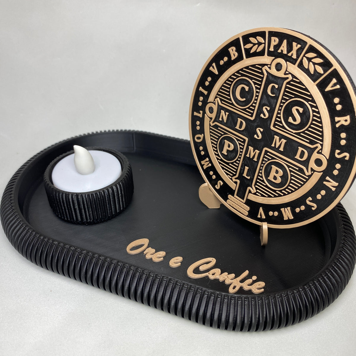 Kit Religioso São Bento – Ore e Confie | Decoração 3D