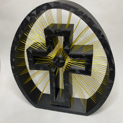Cruz Decorativa em 3D com Fios Dourados | Decoração Religiosa