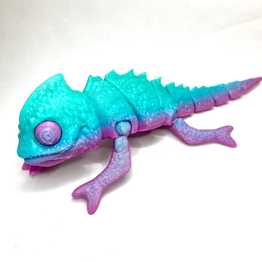 Camaleão Articulado 3D em Filamento Rainbow